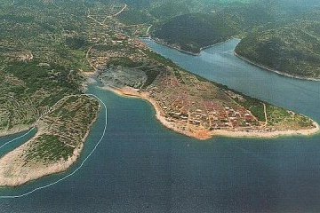Ostrov Brač - vesnička Povlja - lodní výlet, foto 3