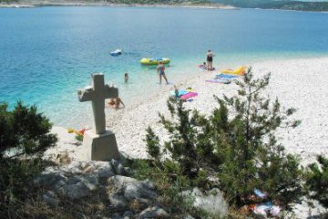 Ostrov Brač - vesnička Povlja - lodní výlet, foto 5