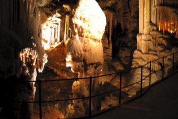 Postojenská jeskyně (Postojenska jama) SLOVINSKO, foto 2