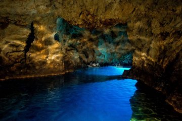 Modrá jeskyně (Biševo) & 6 ostrovů - gurmánský výlet, foto 3
