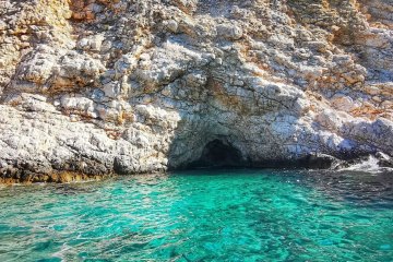 Kouzlo ostrovních jeskyní lodí - pro malou skupinu ze Splitu, foto 4
