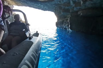 Potápění & Modrá jeskyně s obědem - výlet lodí ze Splitu, foto 6