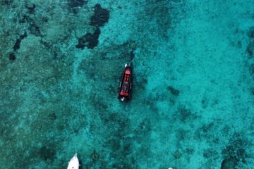 Půldenní výlet na modrou lagunu a do Trogiru motorovou lodí, foto 6