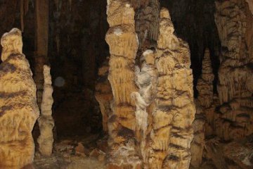 Modrić Jeskyně, Chorvatsko, Severní Dalmácie