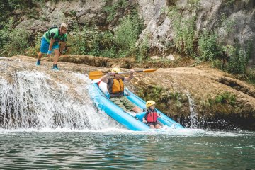 Řeka Mrežnica sjezd na kajaku jednodenní výlet (kayaking), foto 12